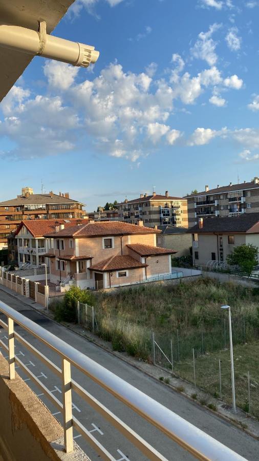 Viajero Appartement Briviesca Buitenkant foto